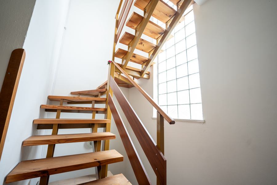 Schodiště, vila Rektorská, Praha 10 – Malešice